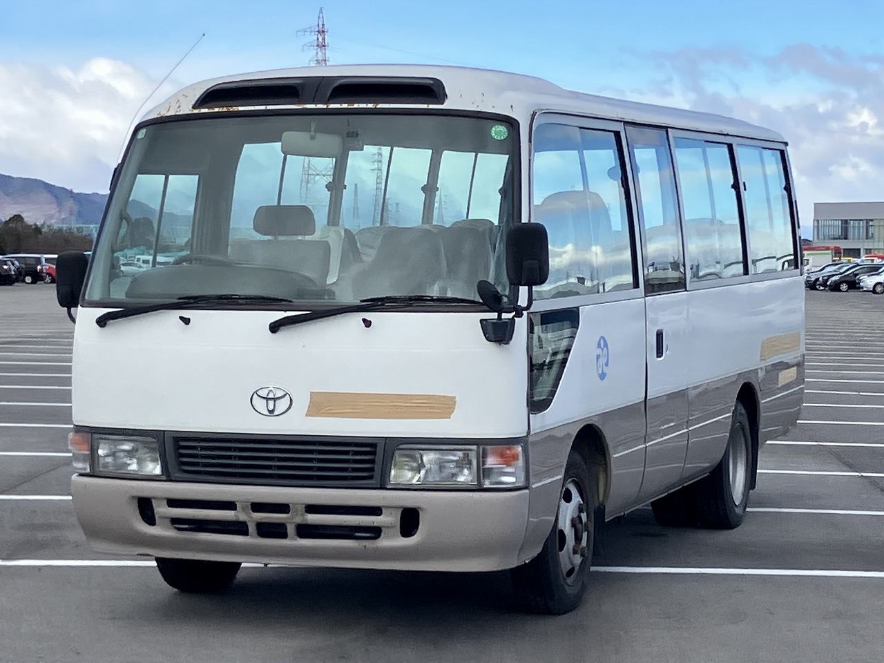 TOYOTA Coaster