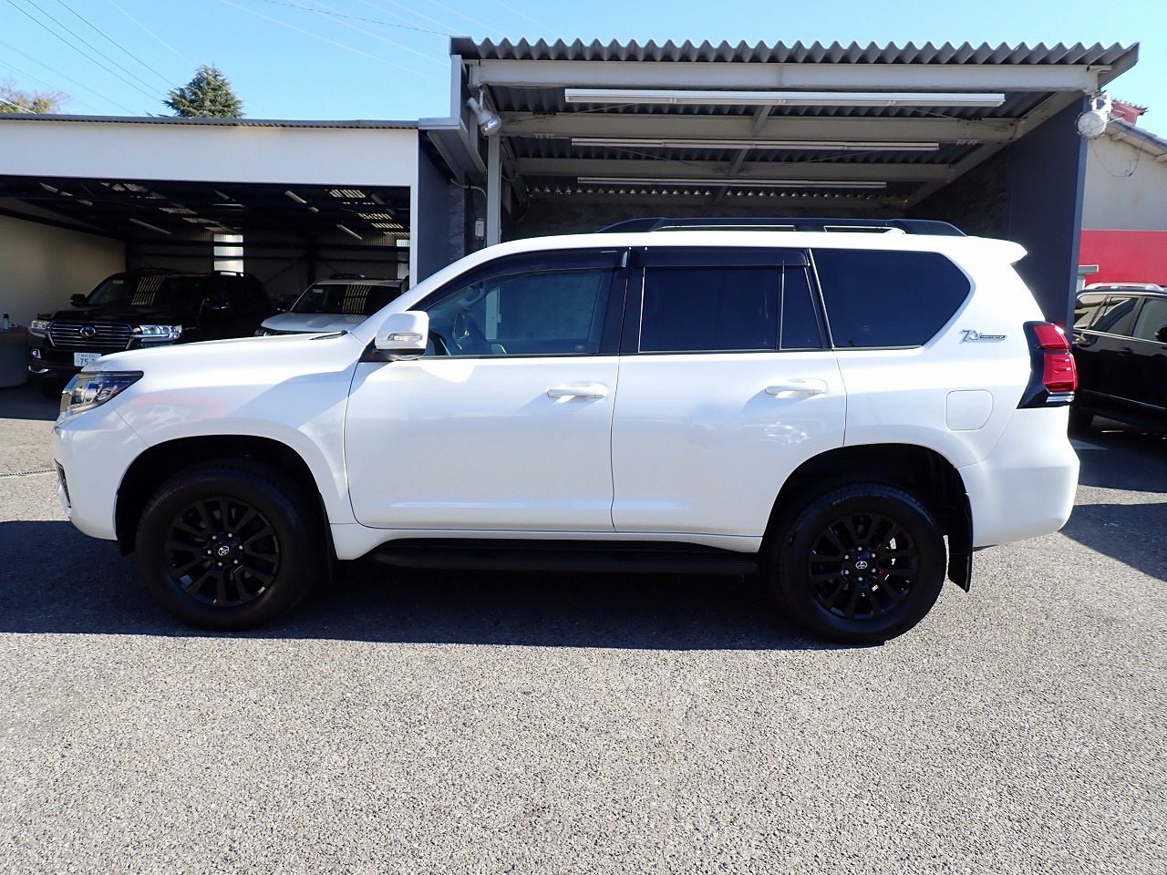 TOYOTA Land Cruiser Prado