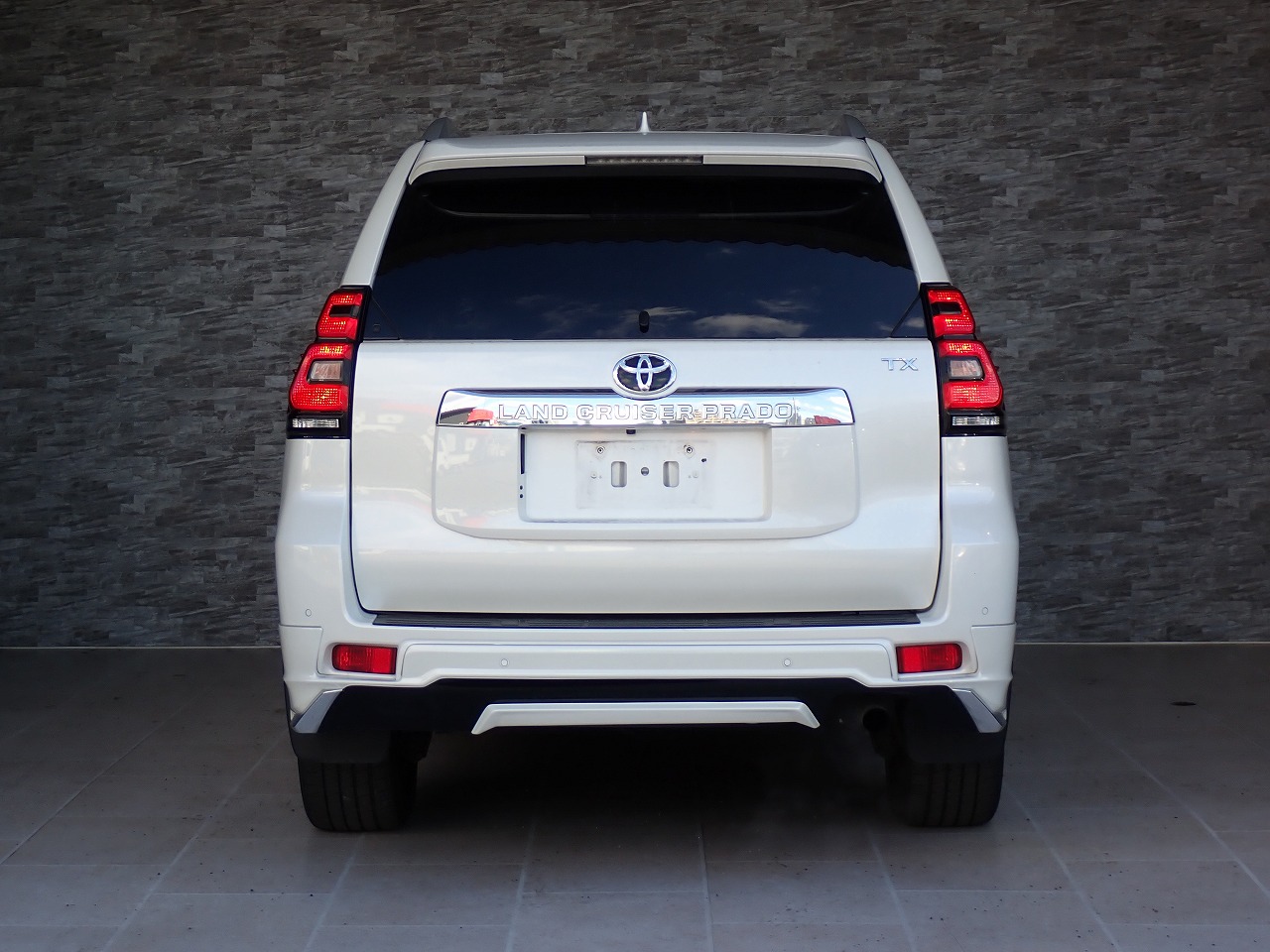 TOYOTA Land Cruiser Prado