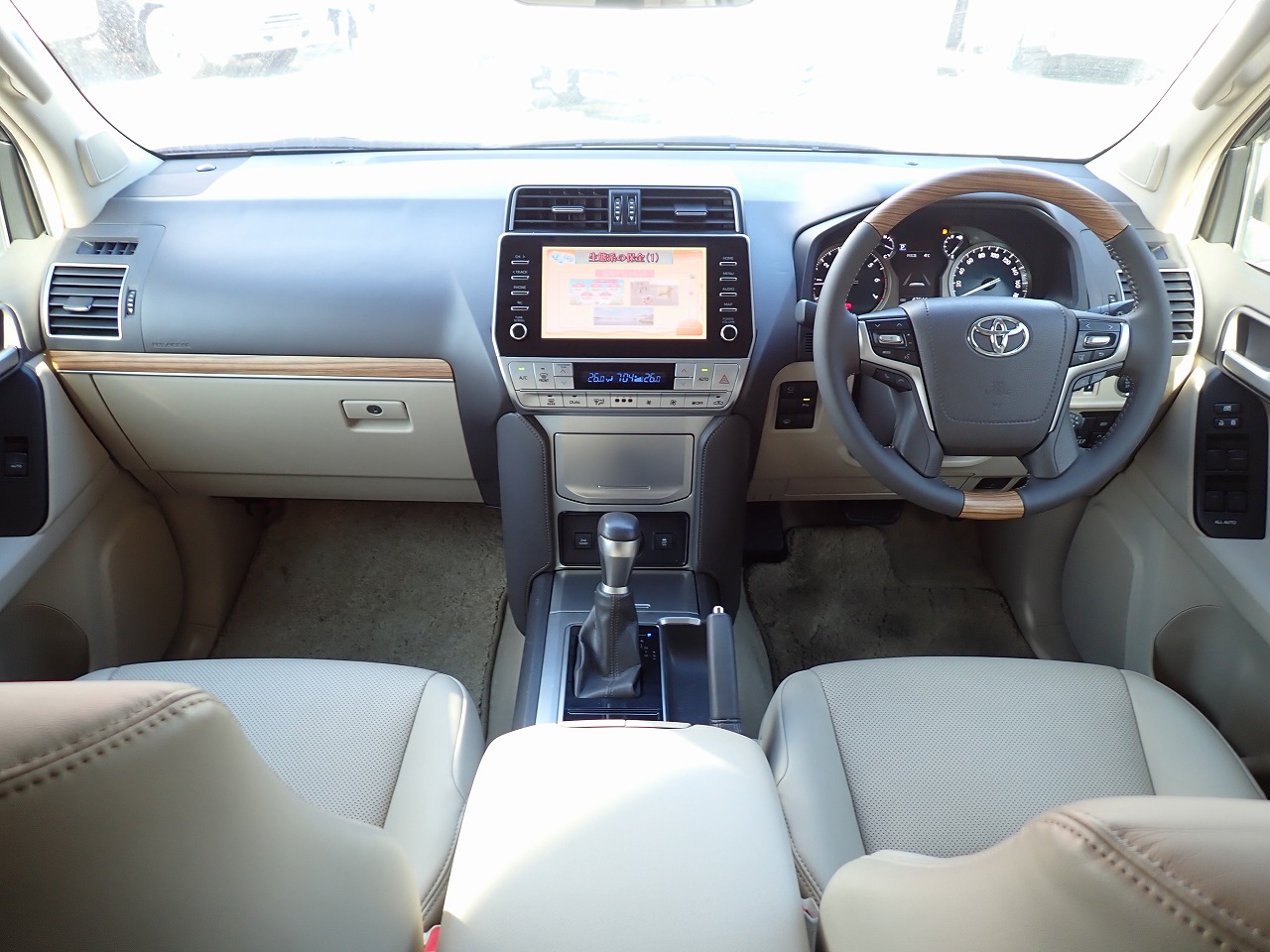 TOYOTA Land Cruiser Prado