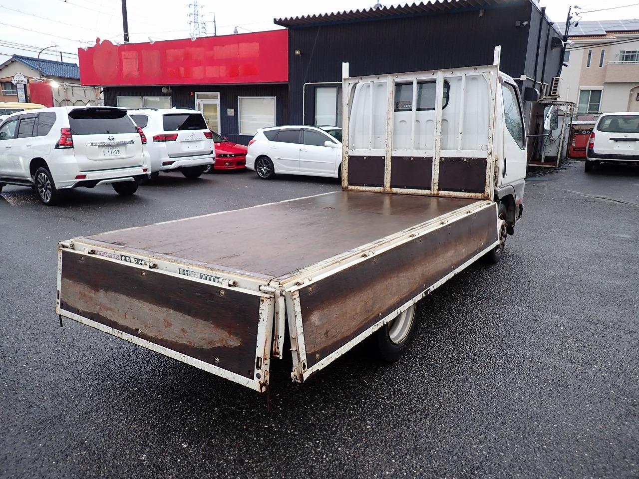 MITSUBISHI Canter