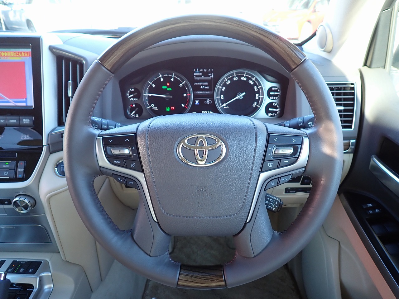 TOYOTA Land Cruiser