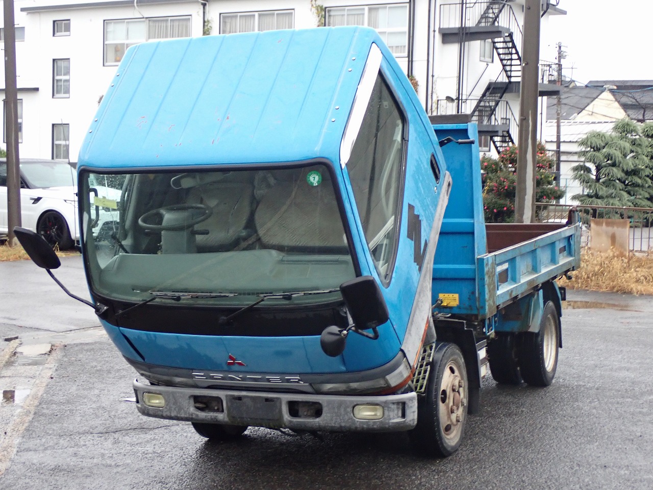 MITSUBISHI Canter