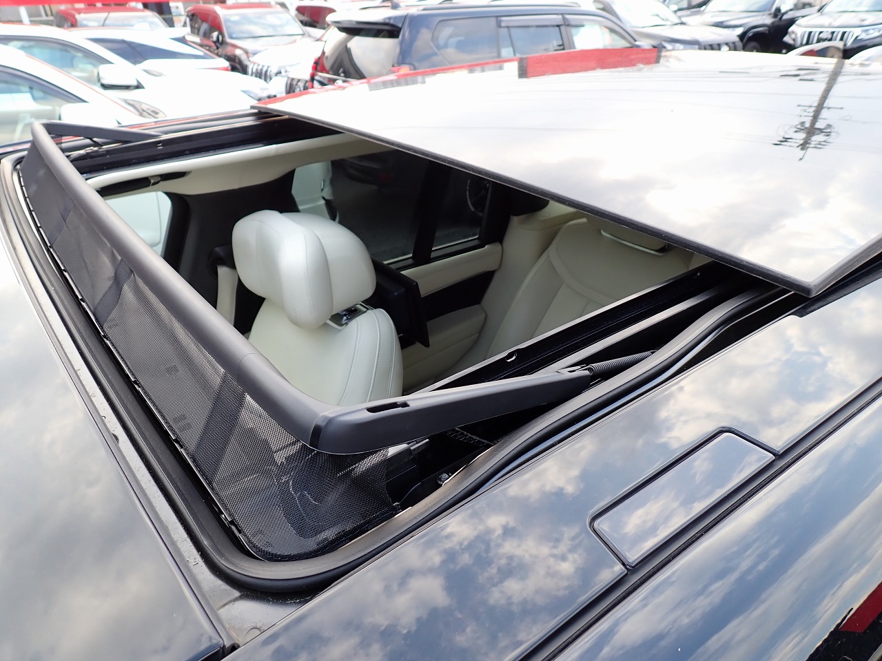 LAND ROVER RANGE ROVER