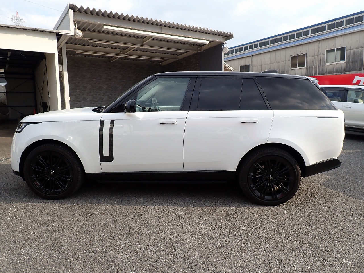 LAND ROVER RANGE ROVER