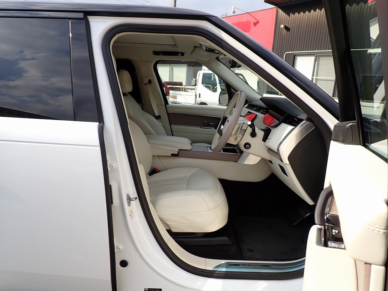 LAND ROVER RANGE ROVER