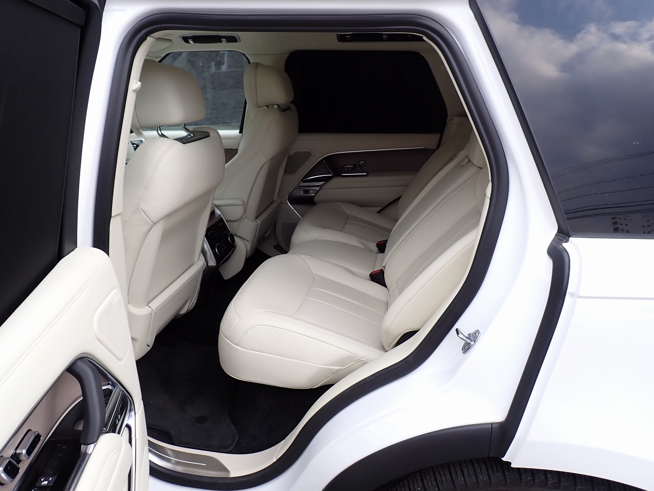 LAND ROVER RANGE ROVER