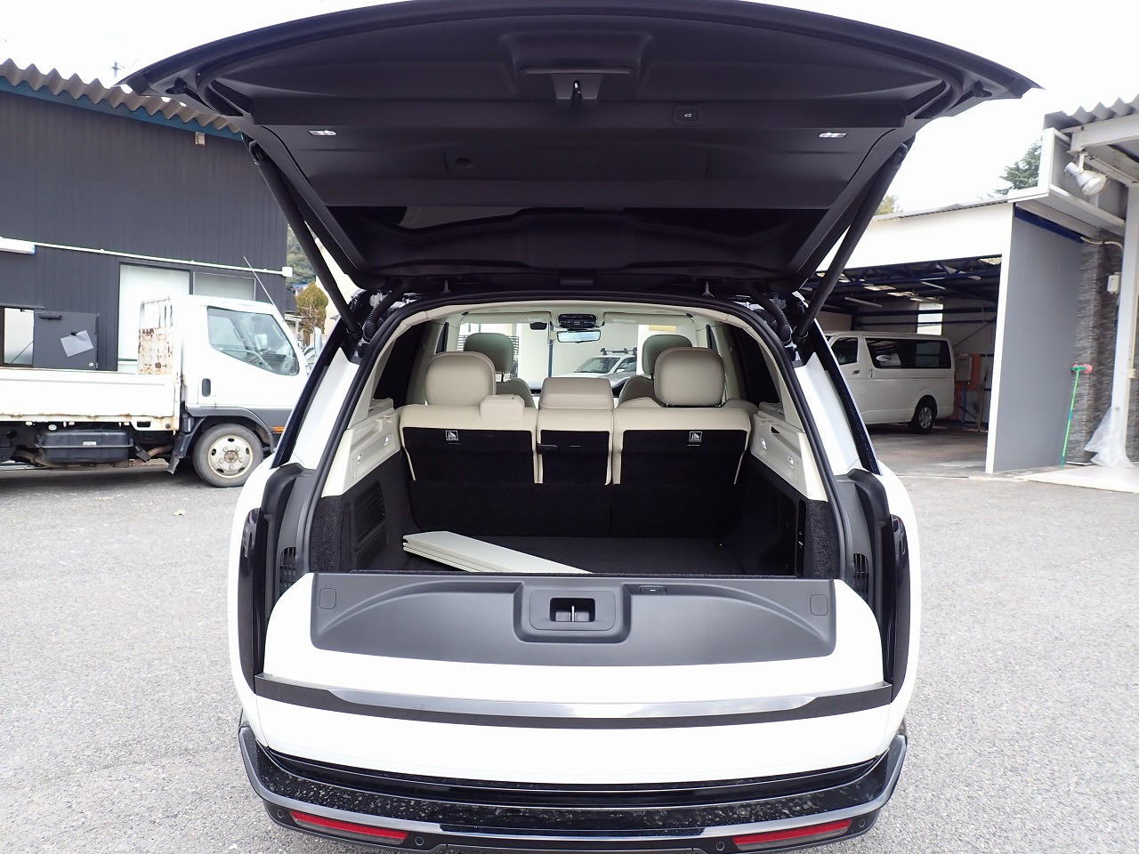 LAND ROVER RANGE ROVER