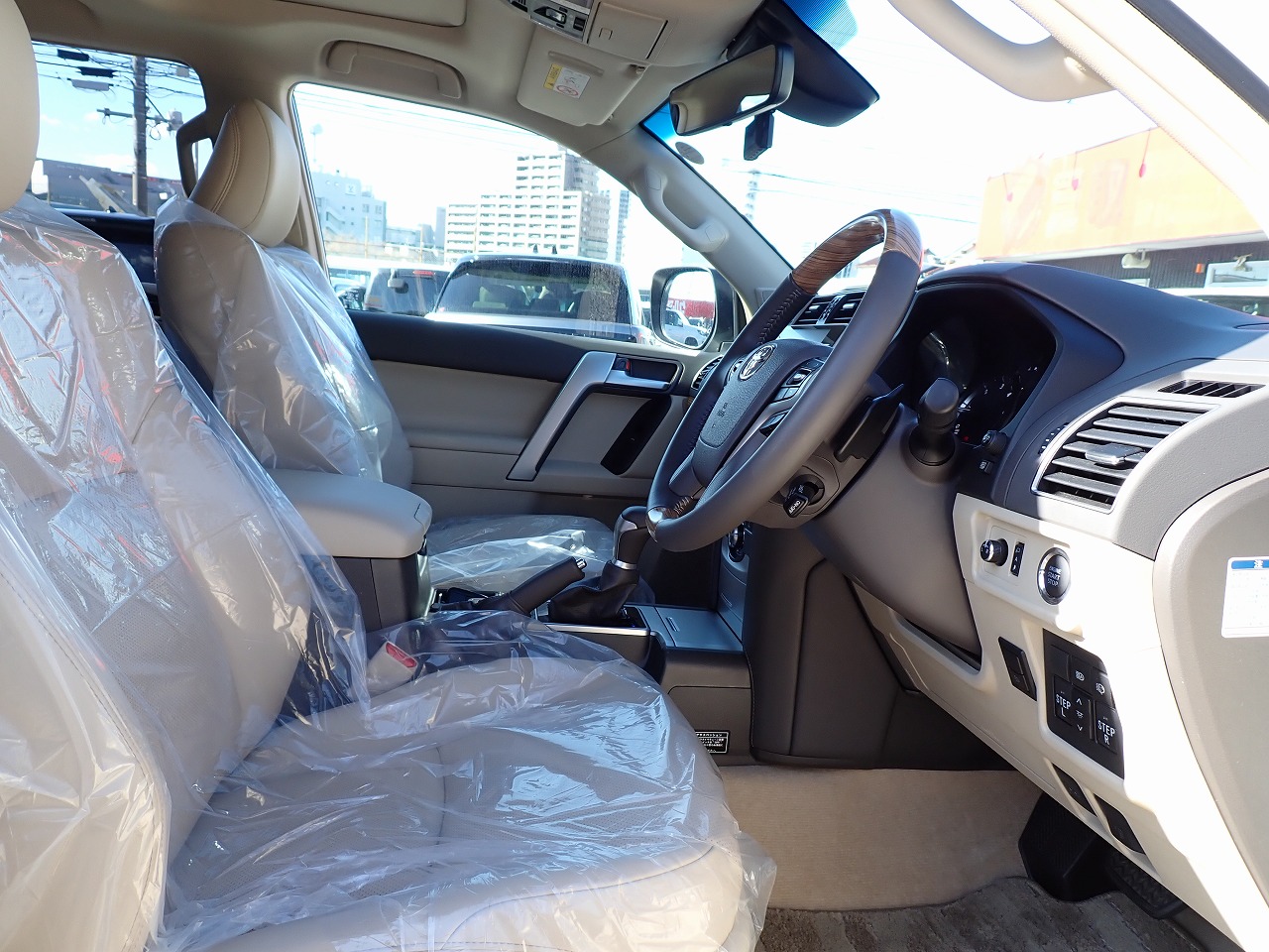 TOYOTA Land Cruiser Prado