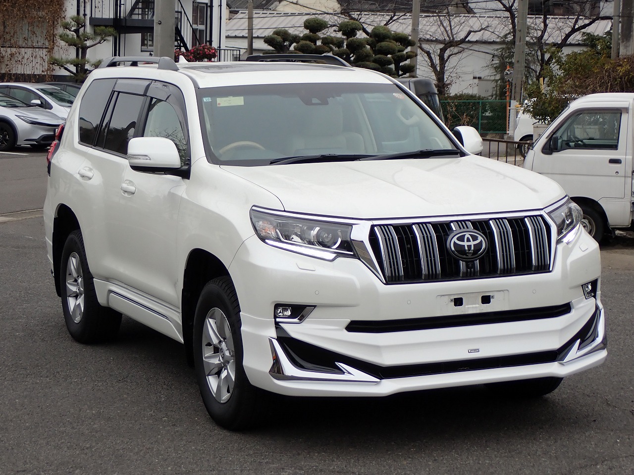 TOYOTA Land Cruiser Prado