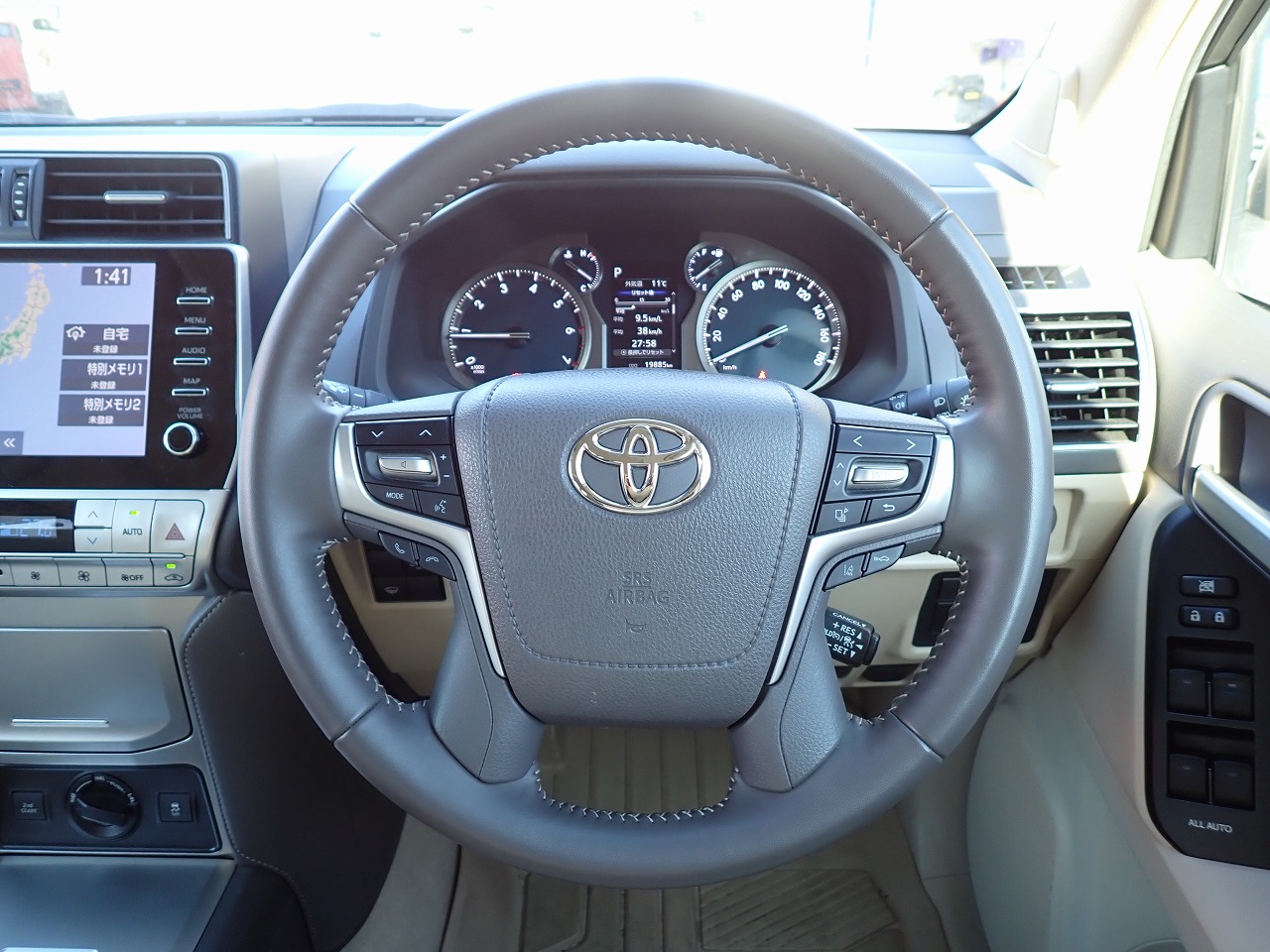 TOYOTA Land Cruiser Prado