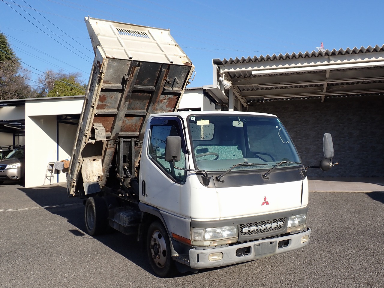 MITSUBISHI Canter