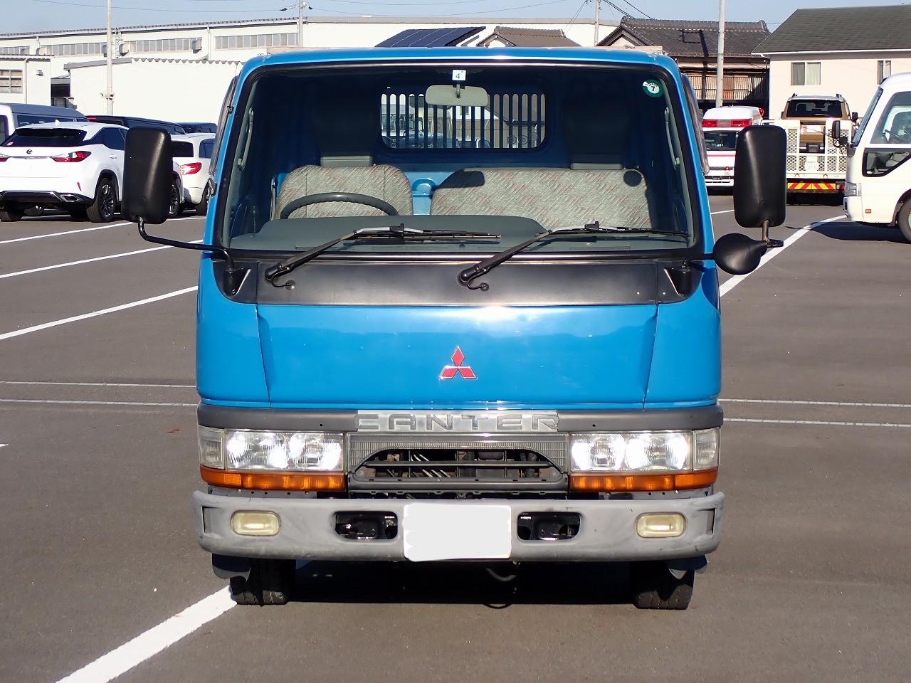 MITSUBISHI Canter