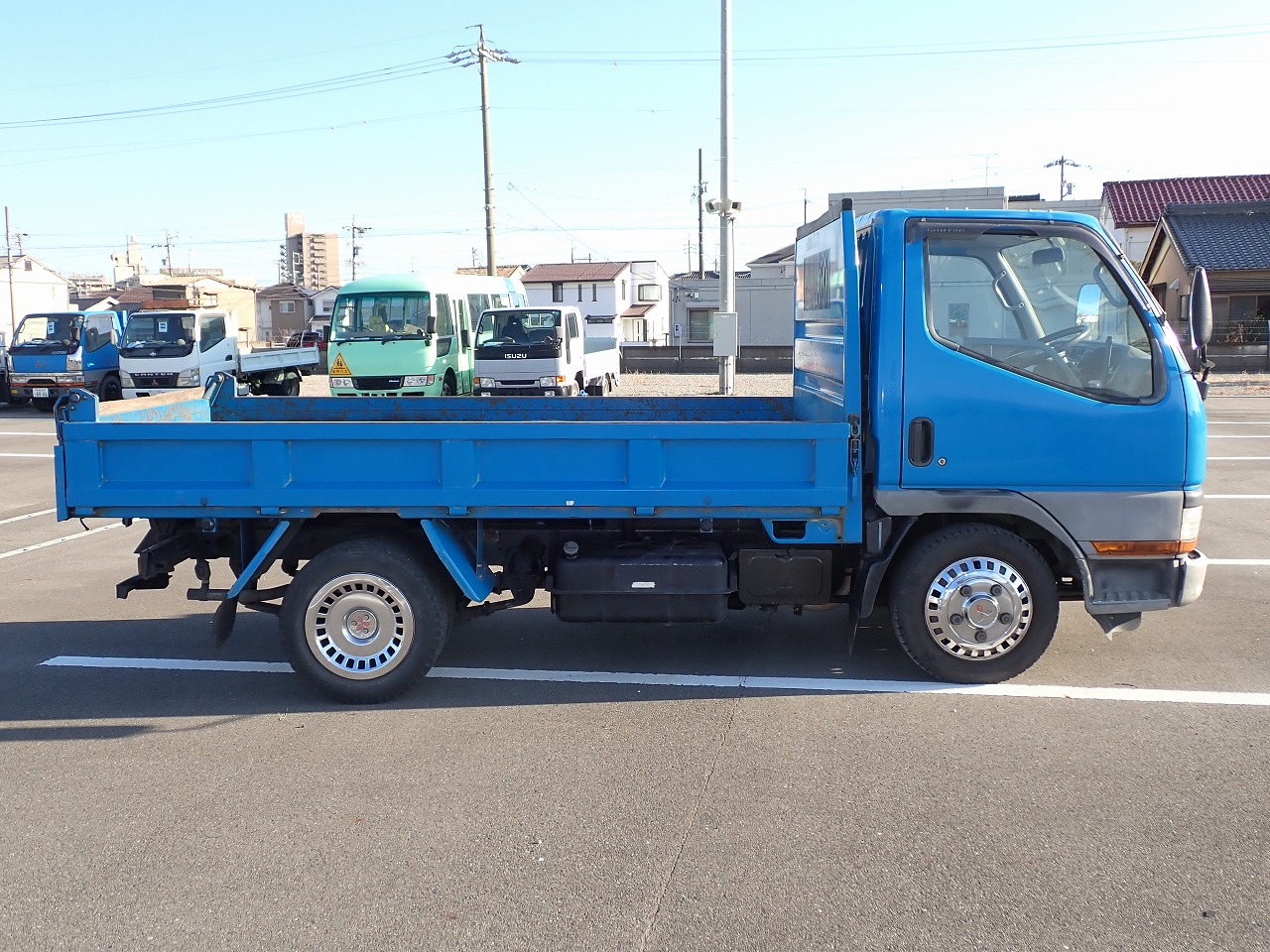 MITSUBISHI Canter