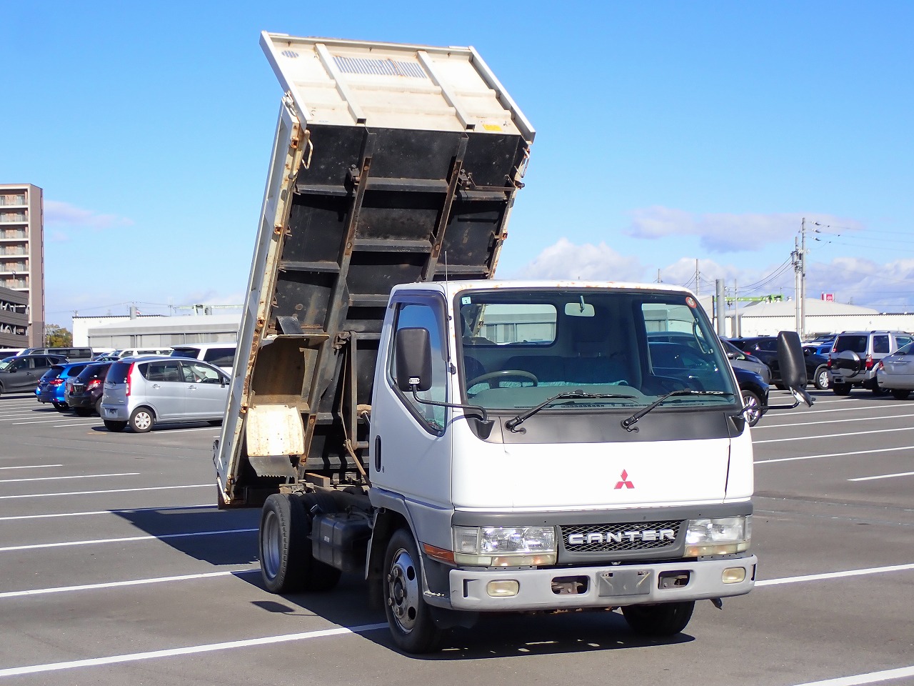MITSUBISHI Canter