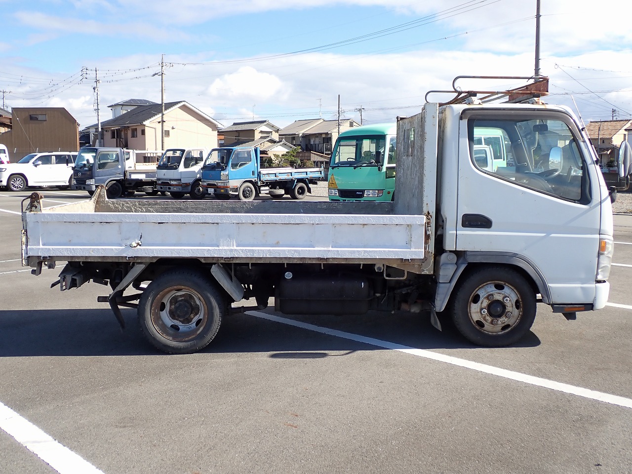 MITSUBISHI Canter