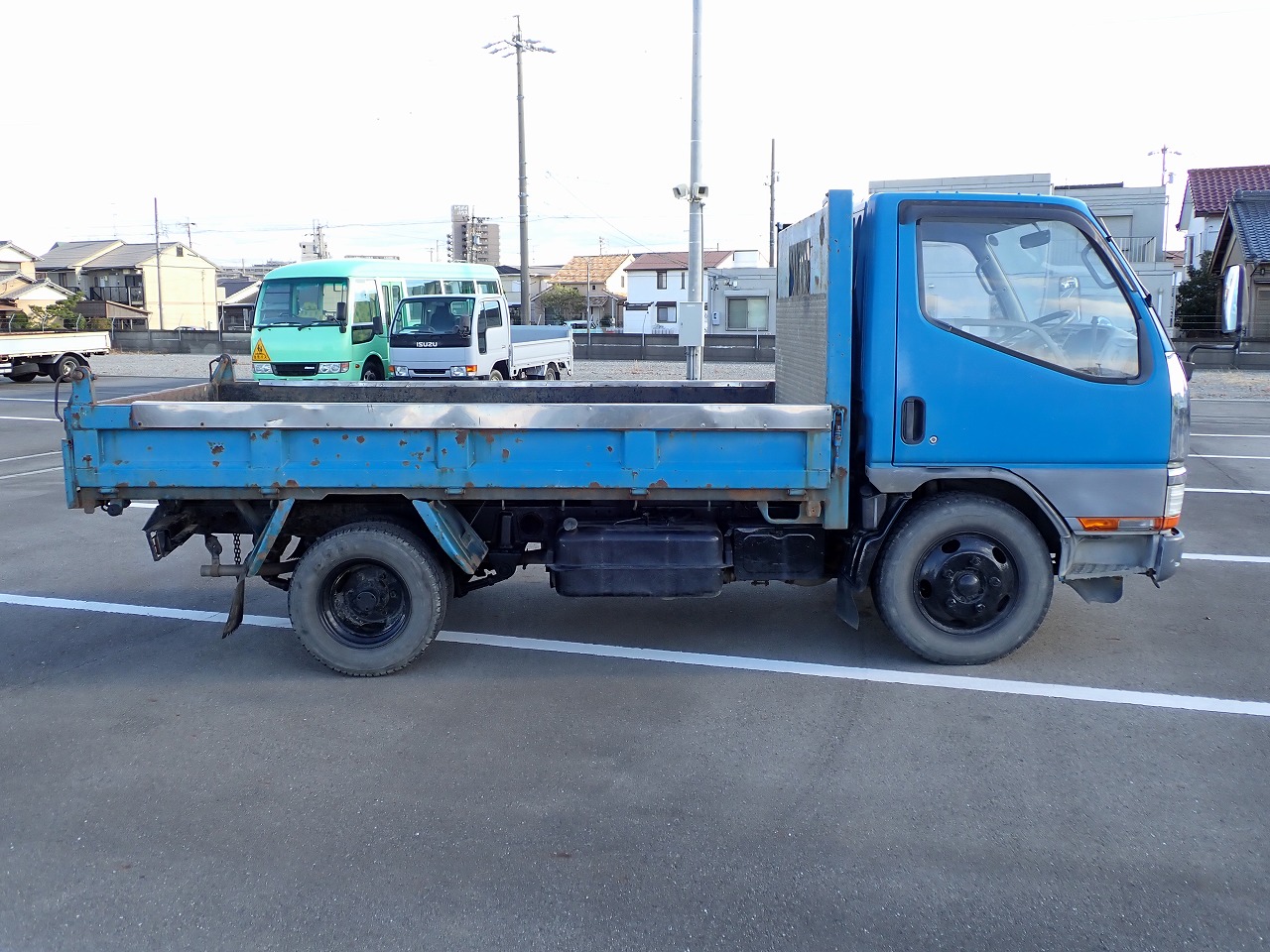 MITSUBISHI Canter