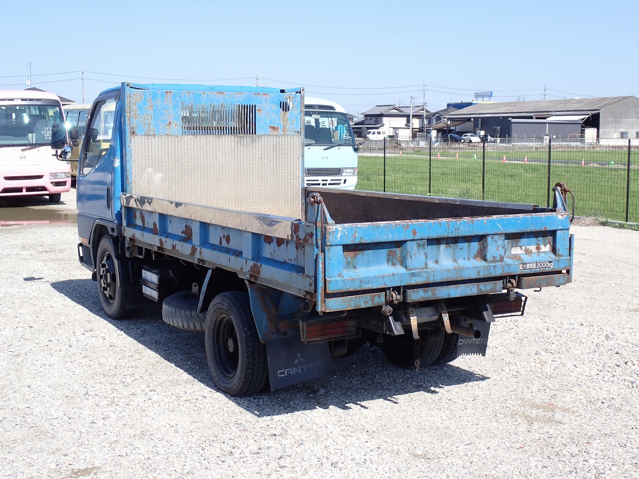 MITSUBISHI Canter