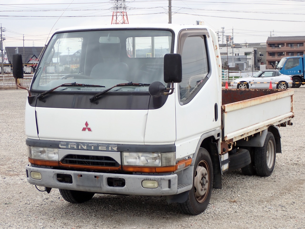MITSUBISHI Canter