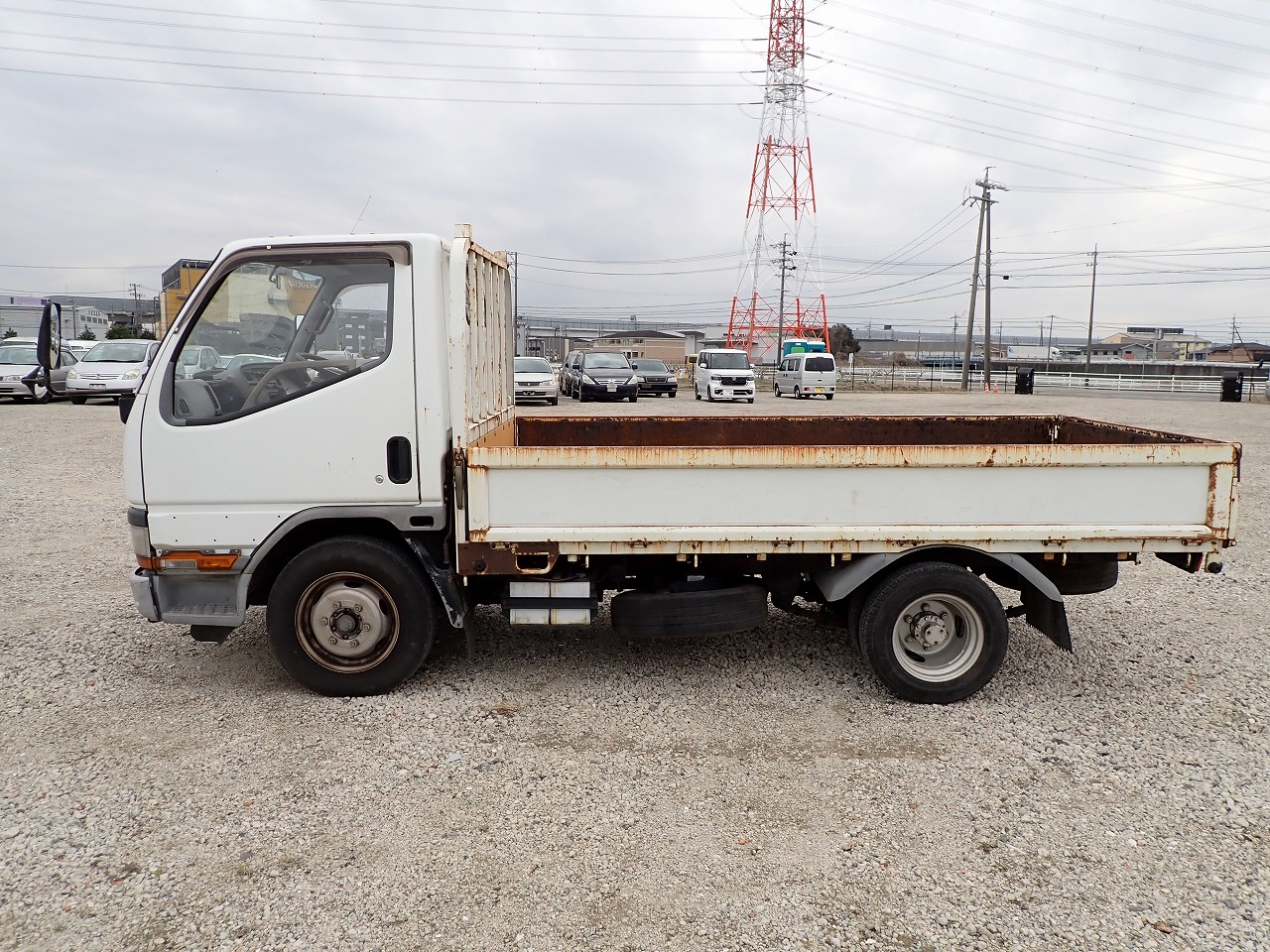 MITSUBISHI Canter