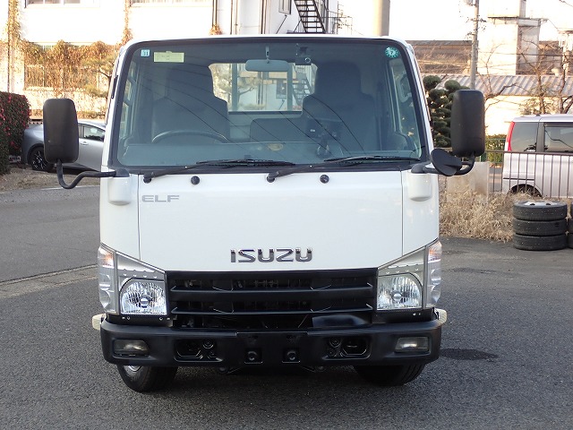 ISUZU Elf Truck