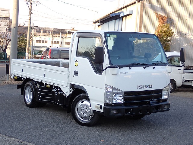 ISUZU Elf Truck