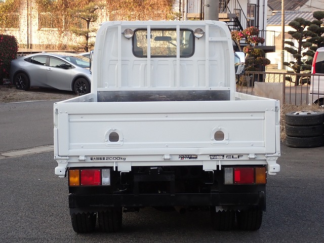 ISUZU Elf Truck