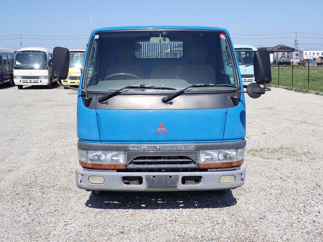 MITSUBISHI Canter