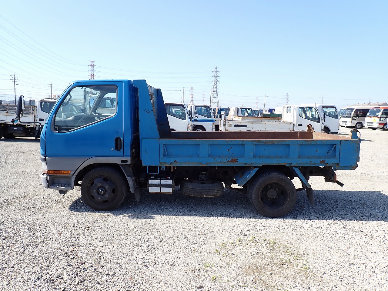 MITSUBISHI Canter