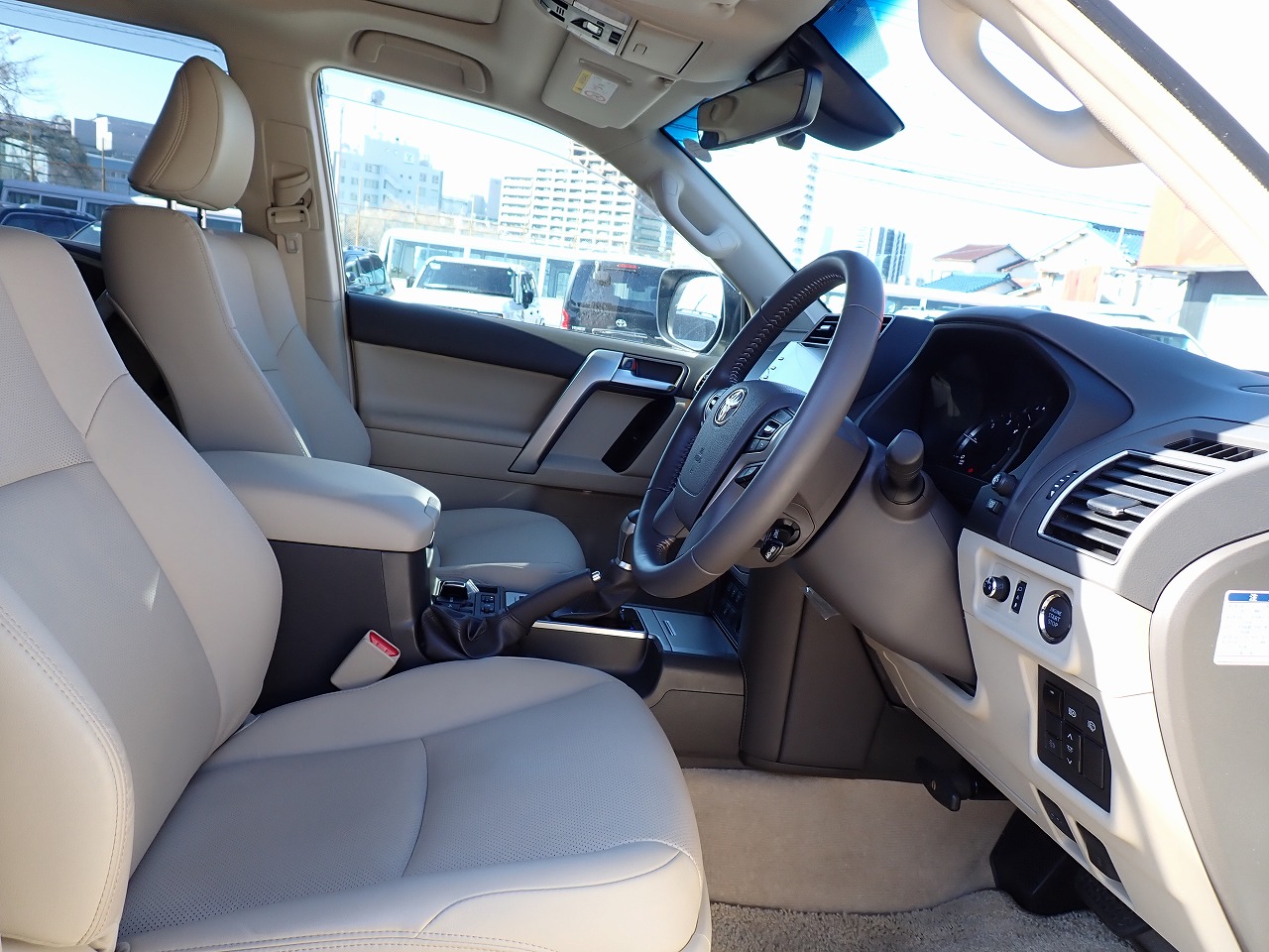 TOYOTA Land Cruiser Prado