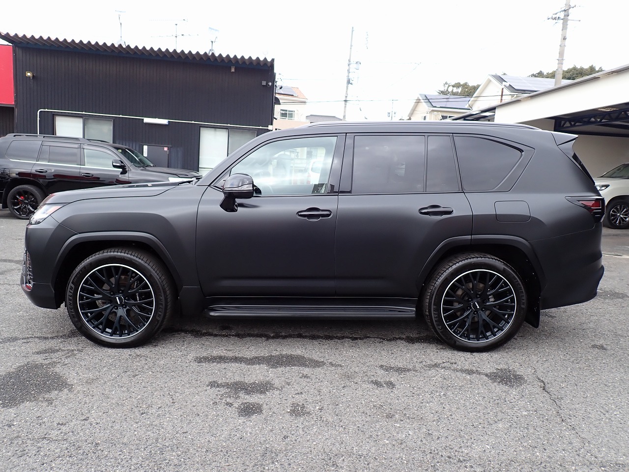 LEXUS LX