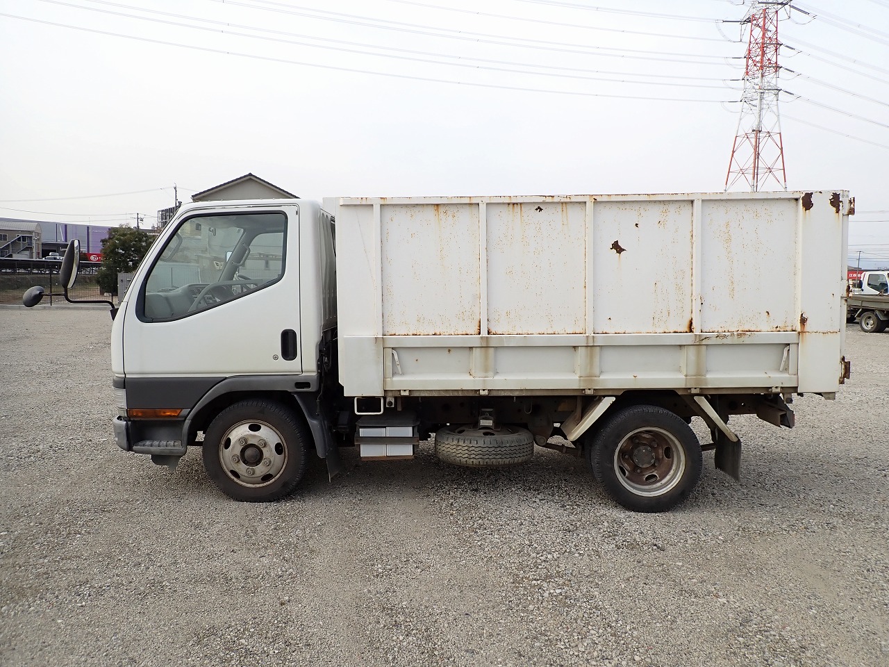 MITSUBISHI Canter