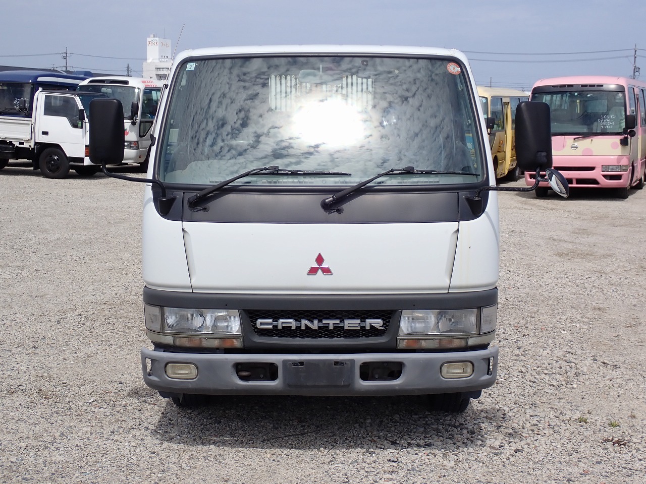 MITSUBISHI Canter