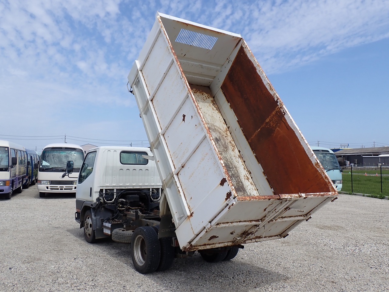 MITSUBISHI Canter