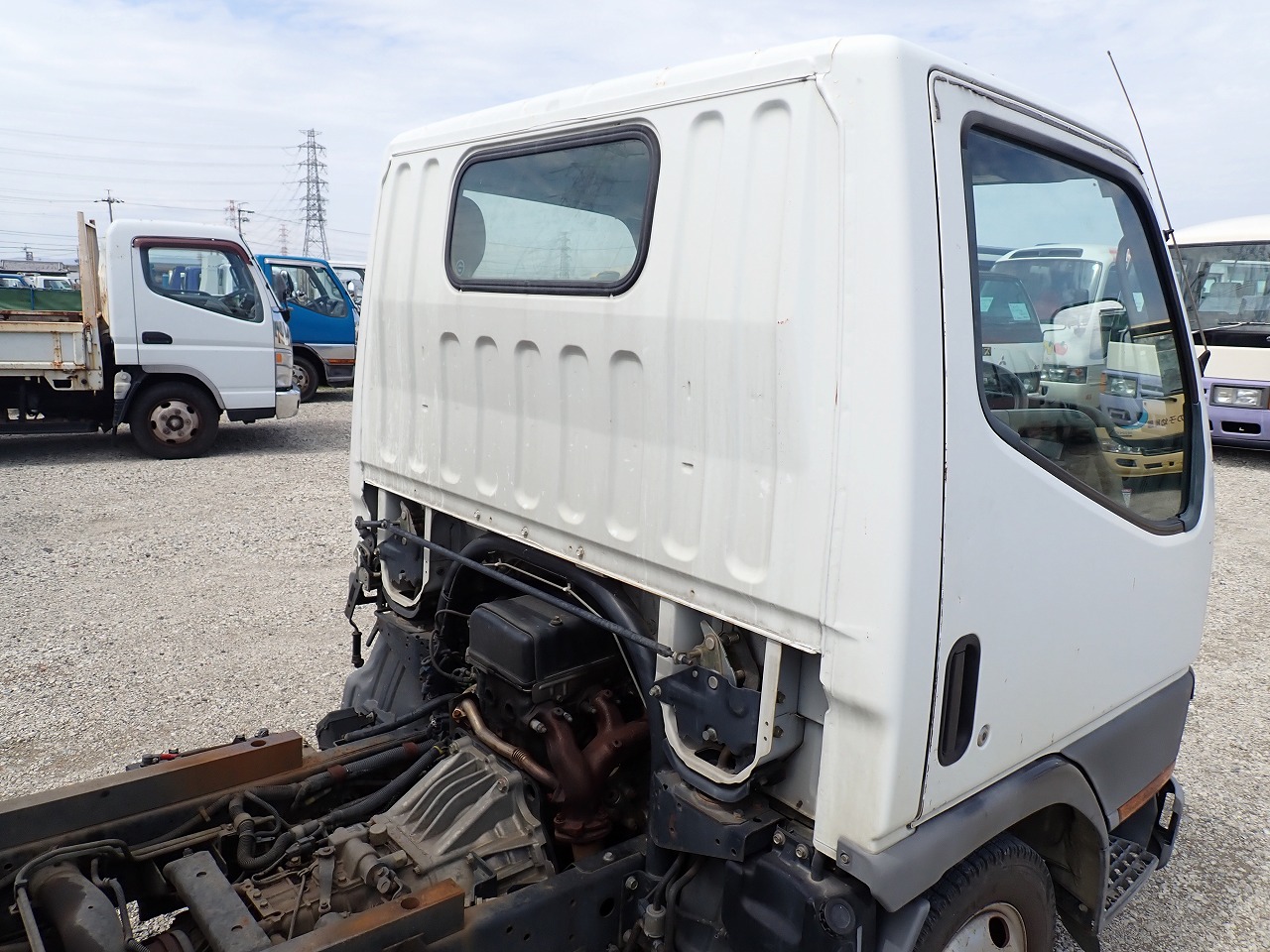 MITSUBISHI Canter