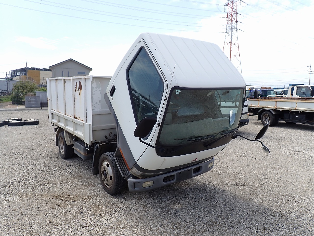 MITSUBISHI Canter