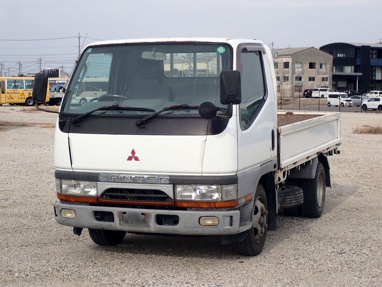 MITSUBISHI Canter