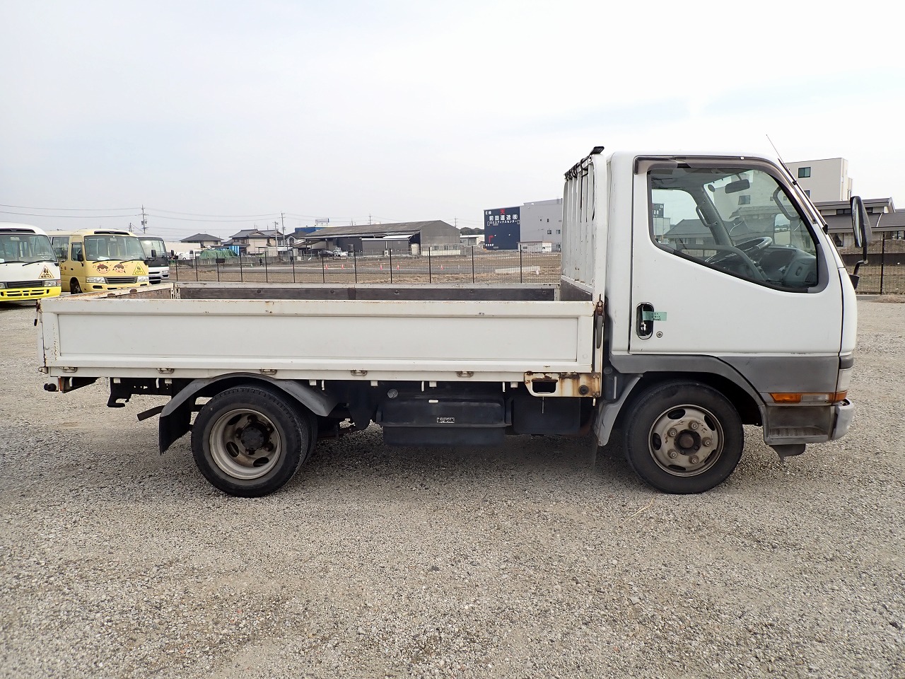 MITSUBISHI Canter