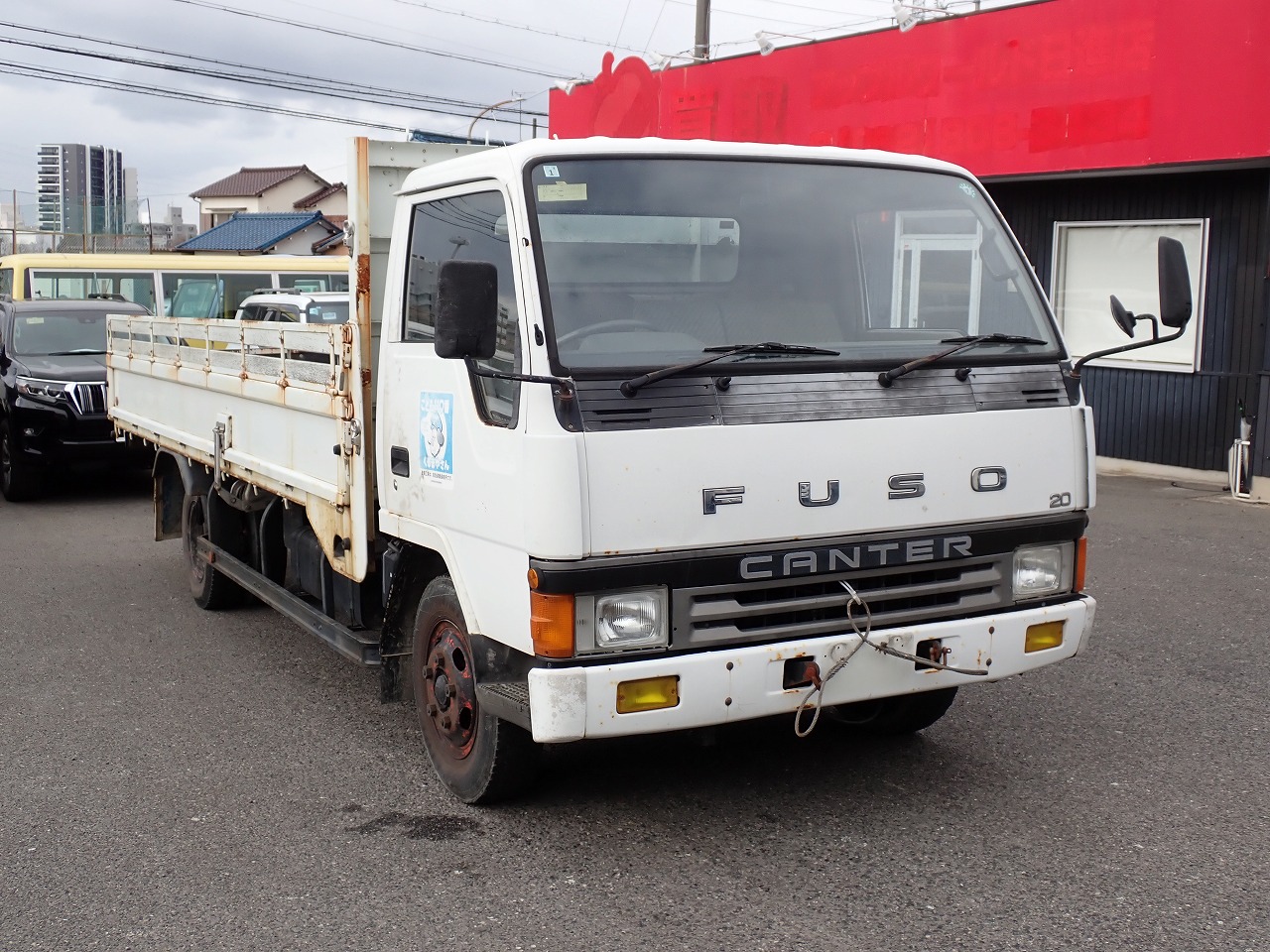 MITSUBISHI Canter