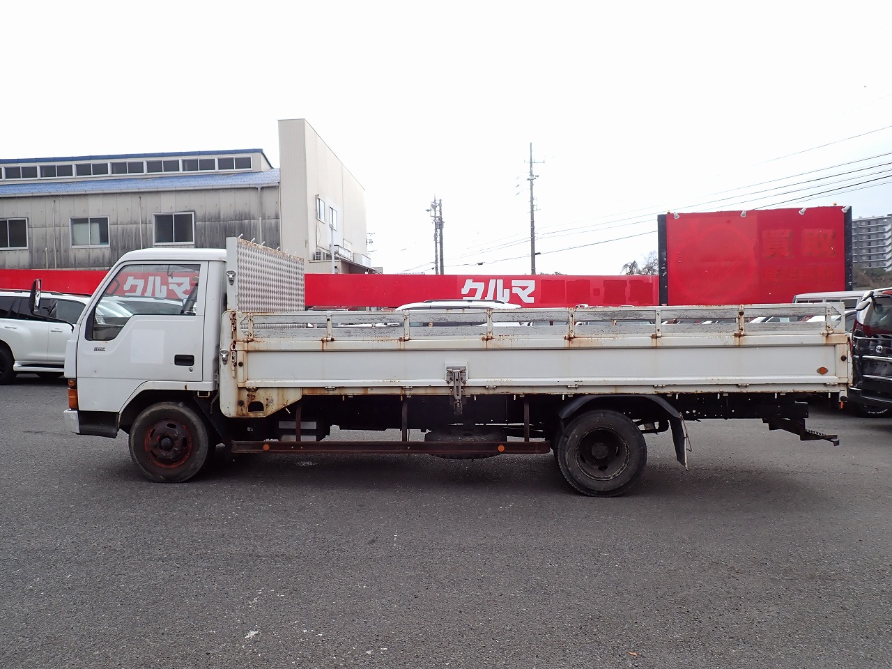 MITSUBISHI Canter