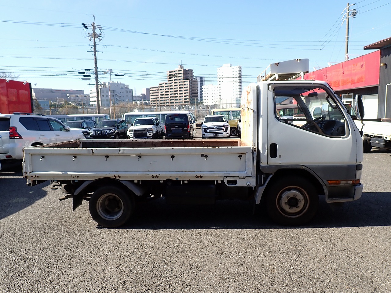 MITSUBISHI Canter