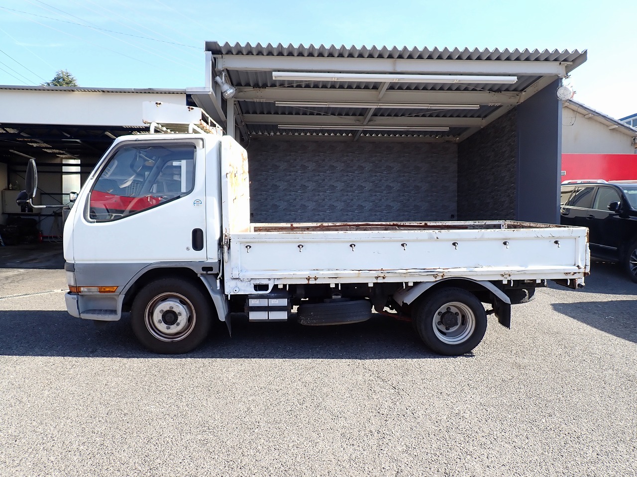 MITSUBISHI Canter