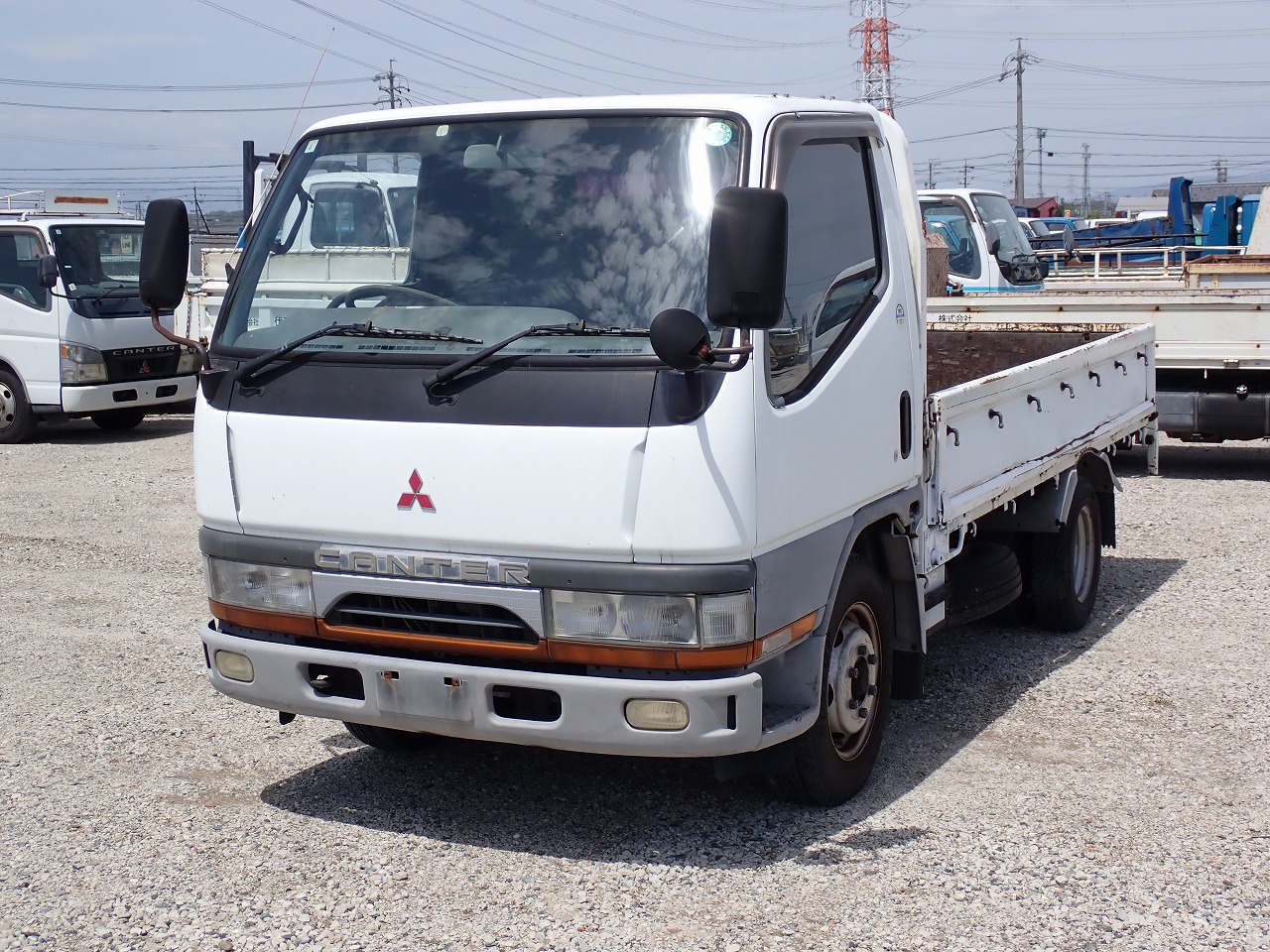 MITSUBISHI Canter