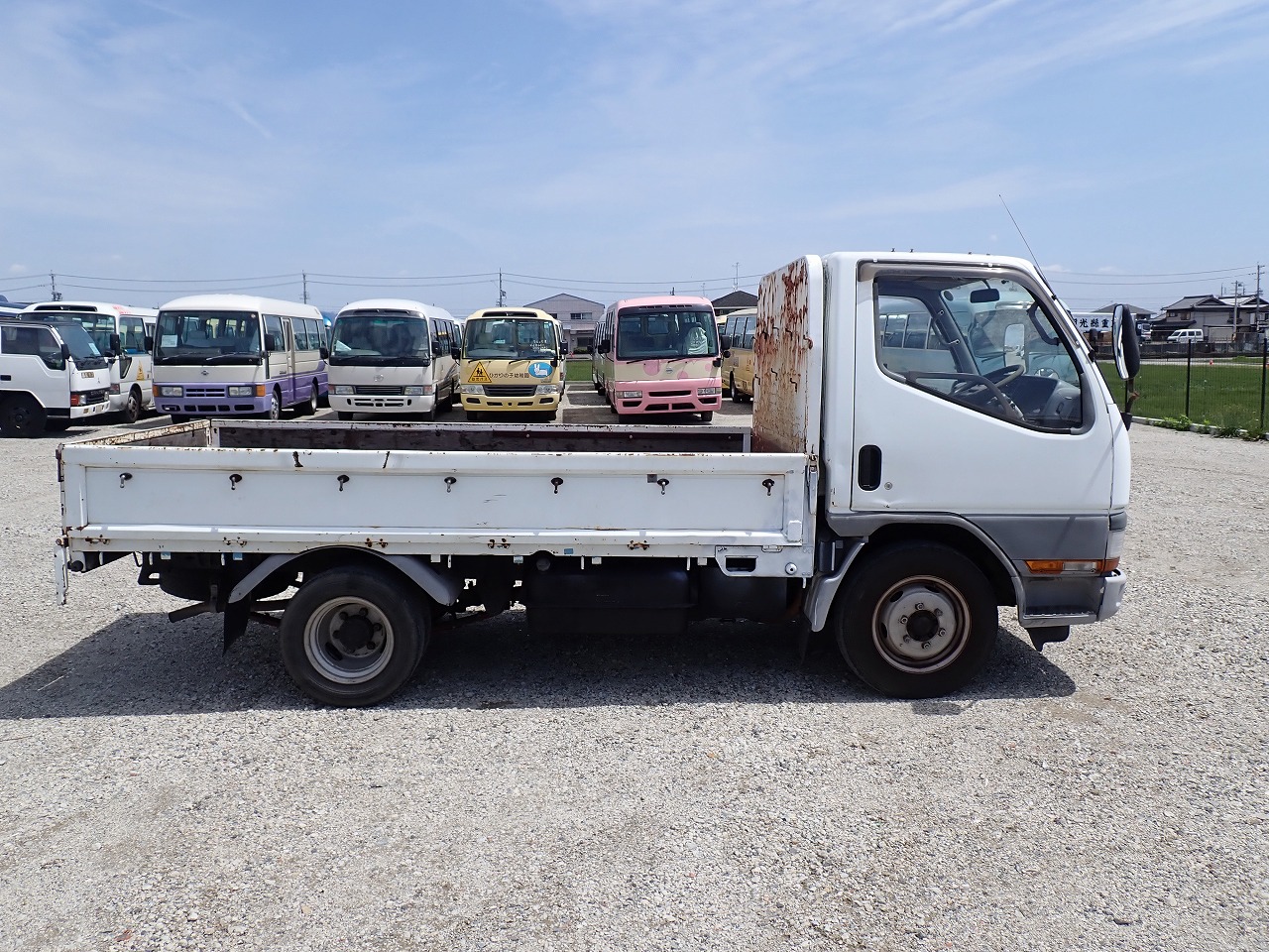 MITSUBISHI Canter