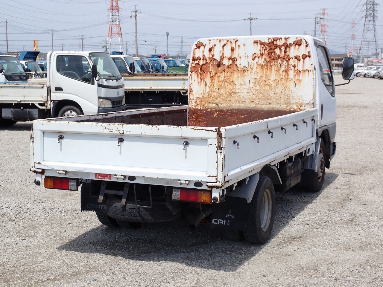 MITSUBISHI Canter