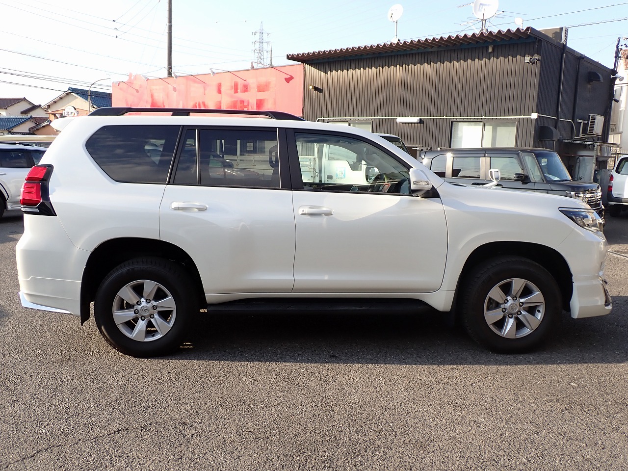 TOYOTA Land Cruiser Prado