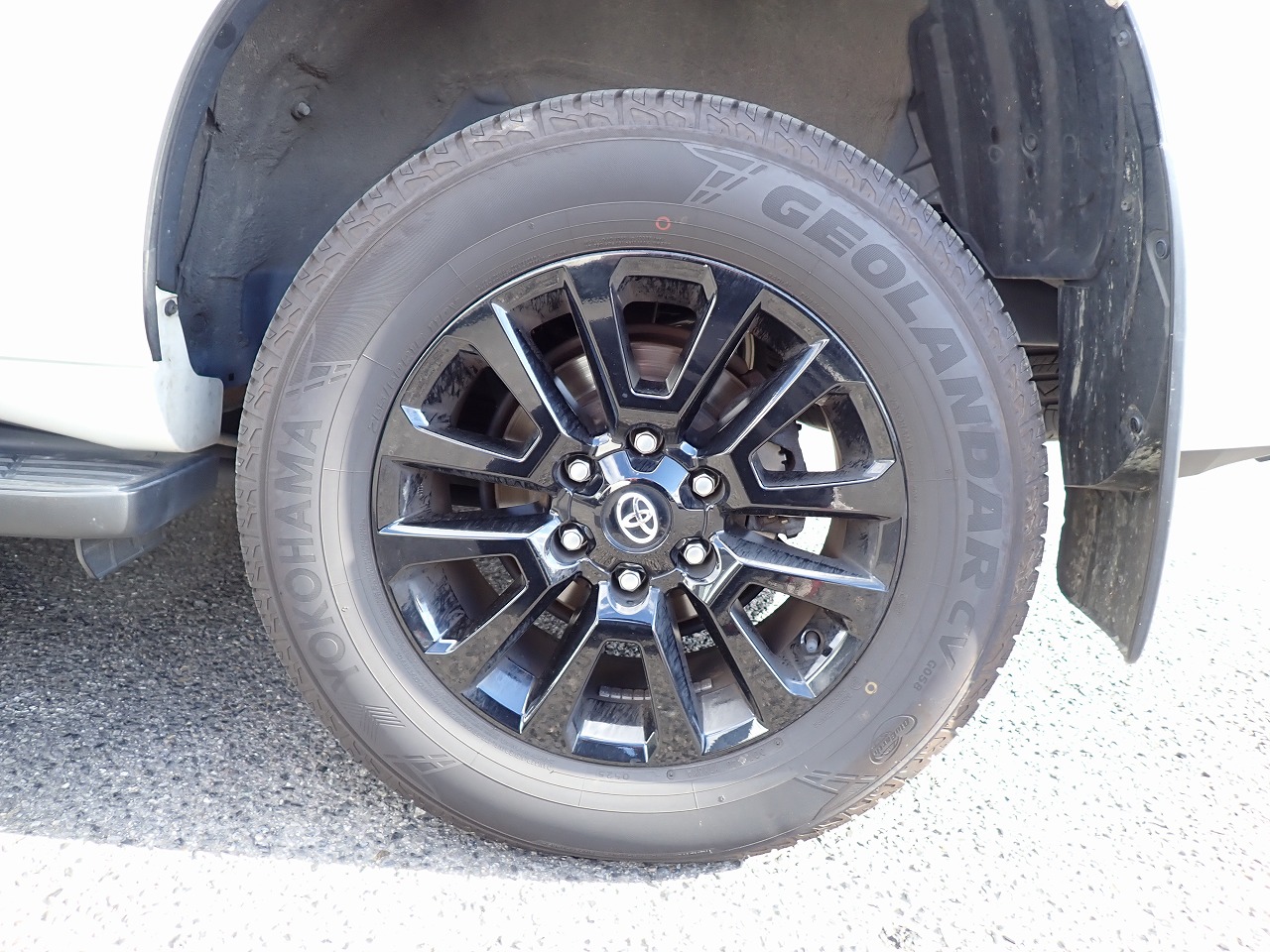 TOYOTA Land Cruiser Prado