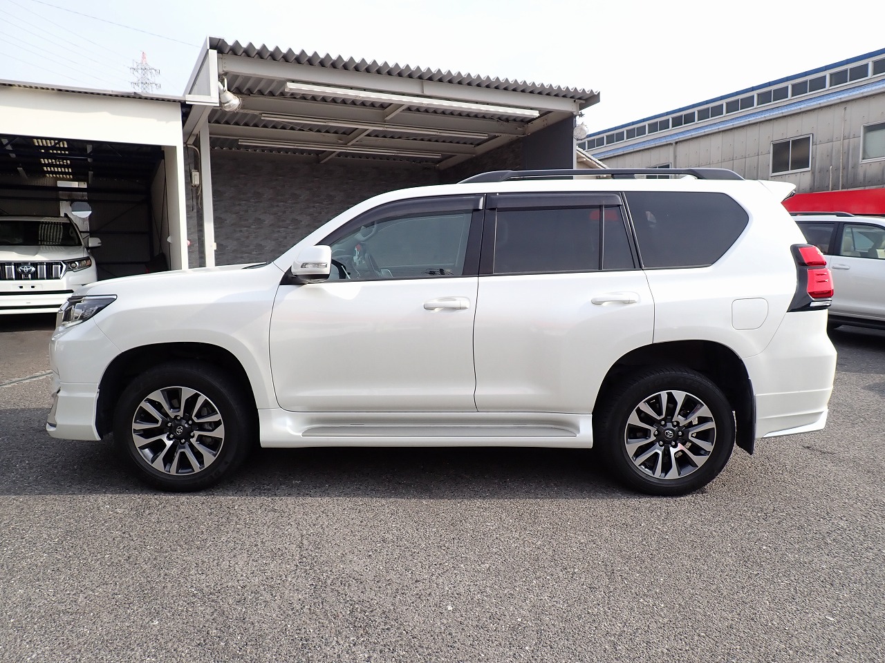 TOYOTA Land Cruiser Prado