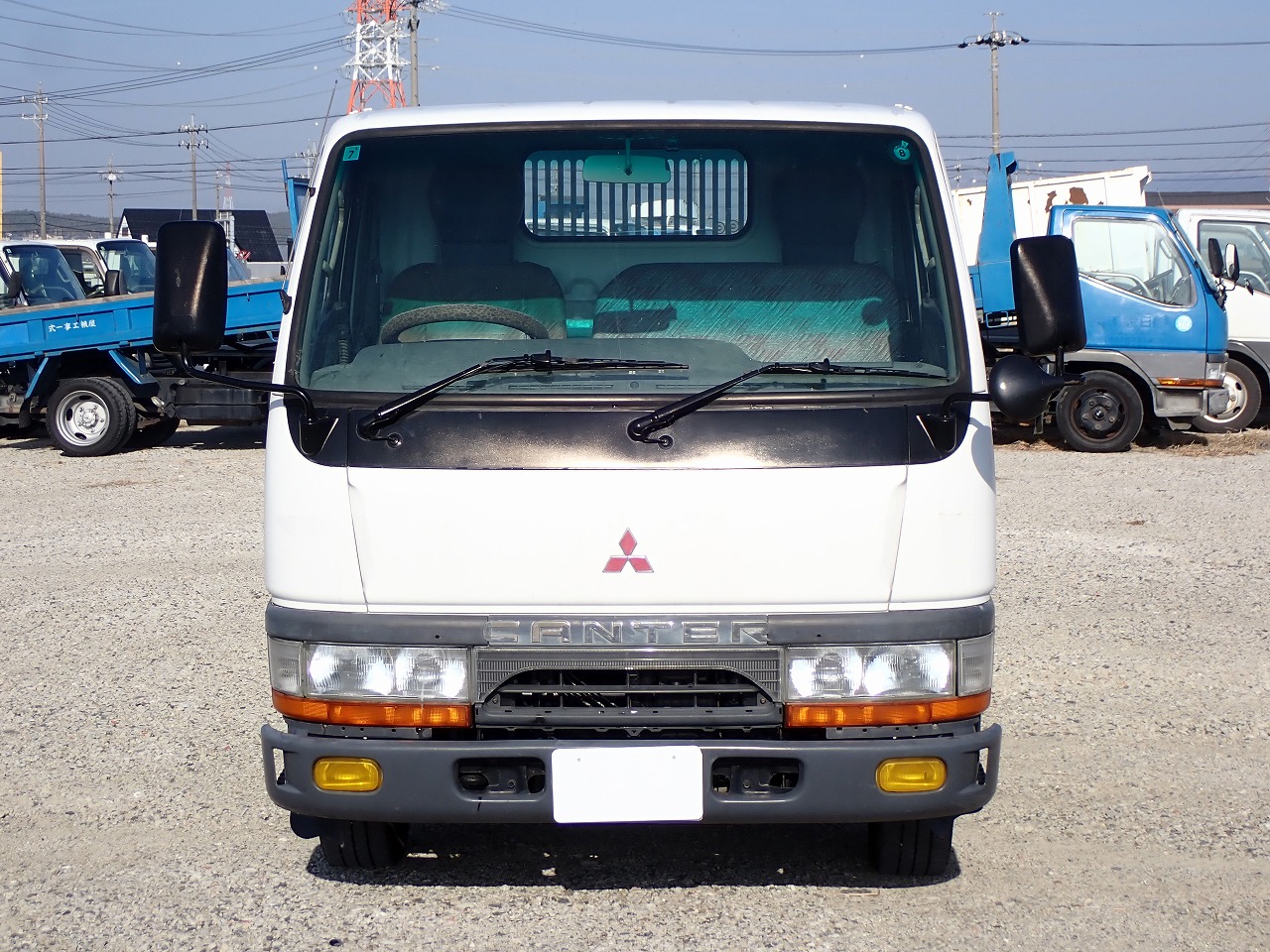 MITSUBISHI Canter