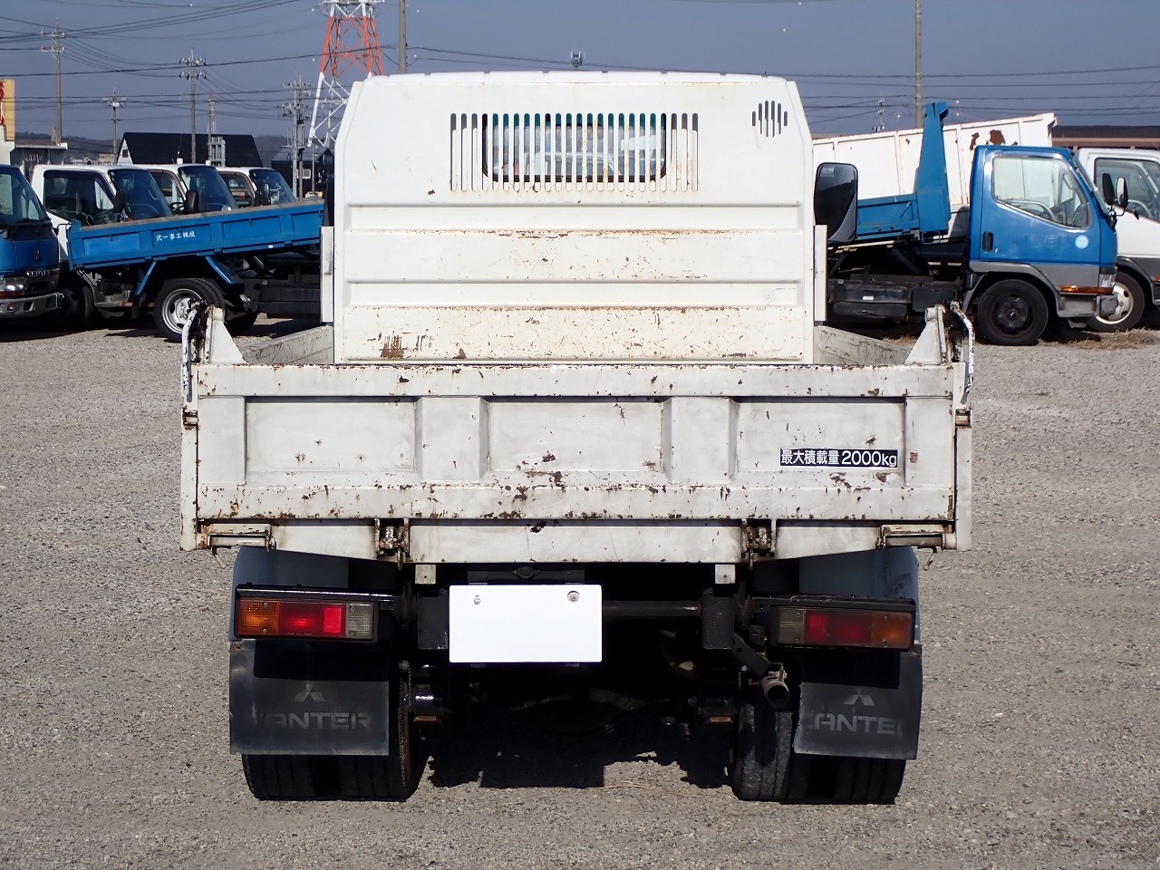 MITSUBISHI Canter